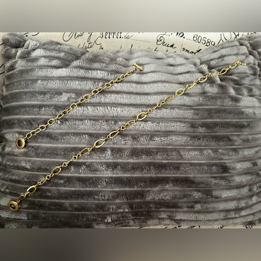 Carolee gold necklace and bracelet set